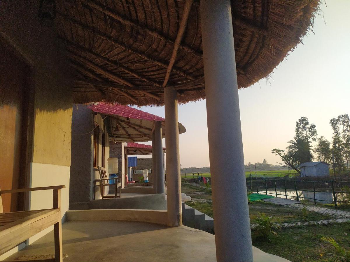 Sundarban Jungle Mahal Resort Gosaba Exterior photo