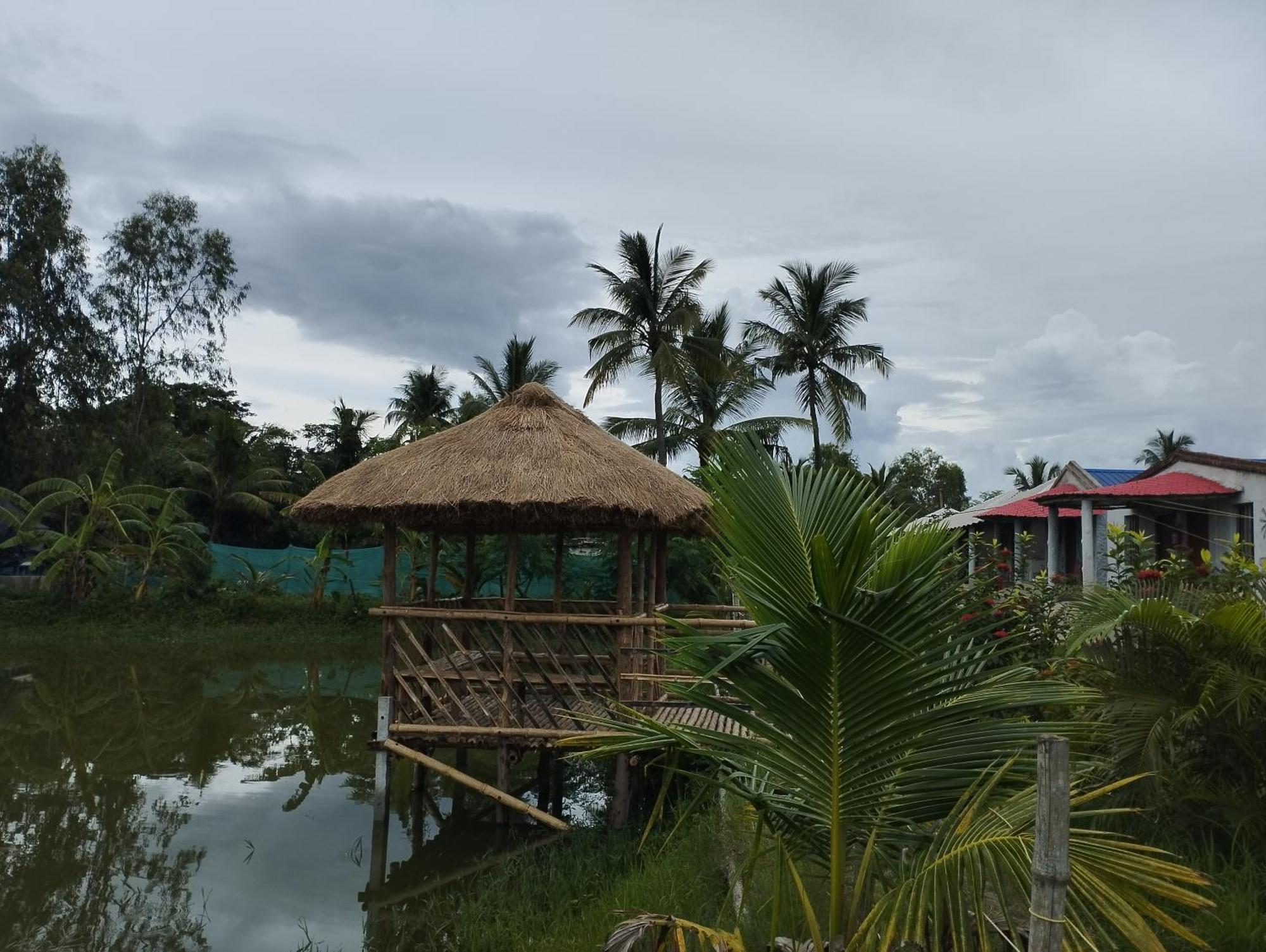 Sundarban Jungle Mahal Resort Gosaba Exterior photo